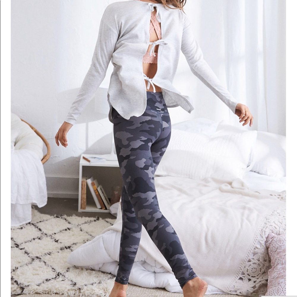 Aerie move camo leggings